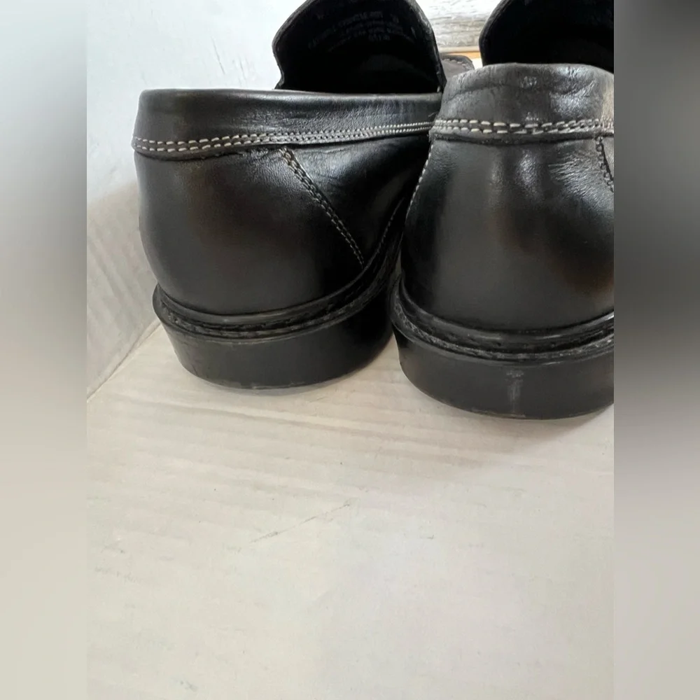 Bass shoes loafers